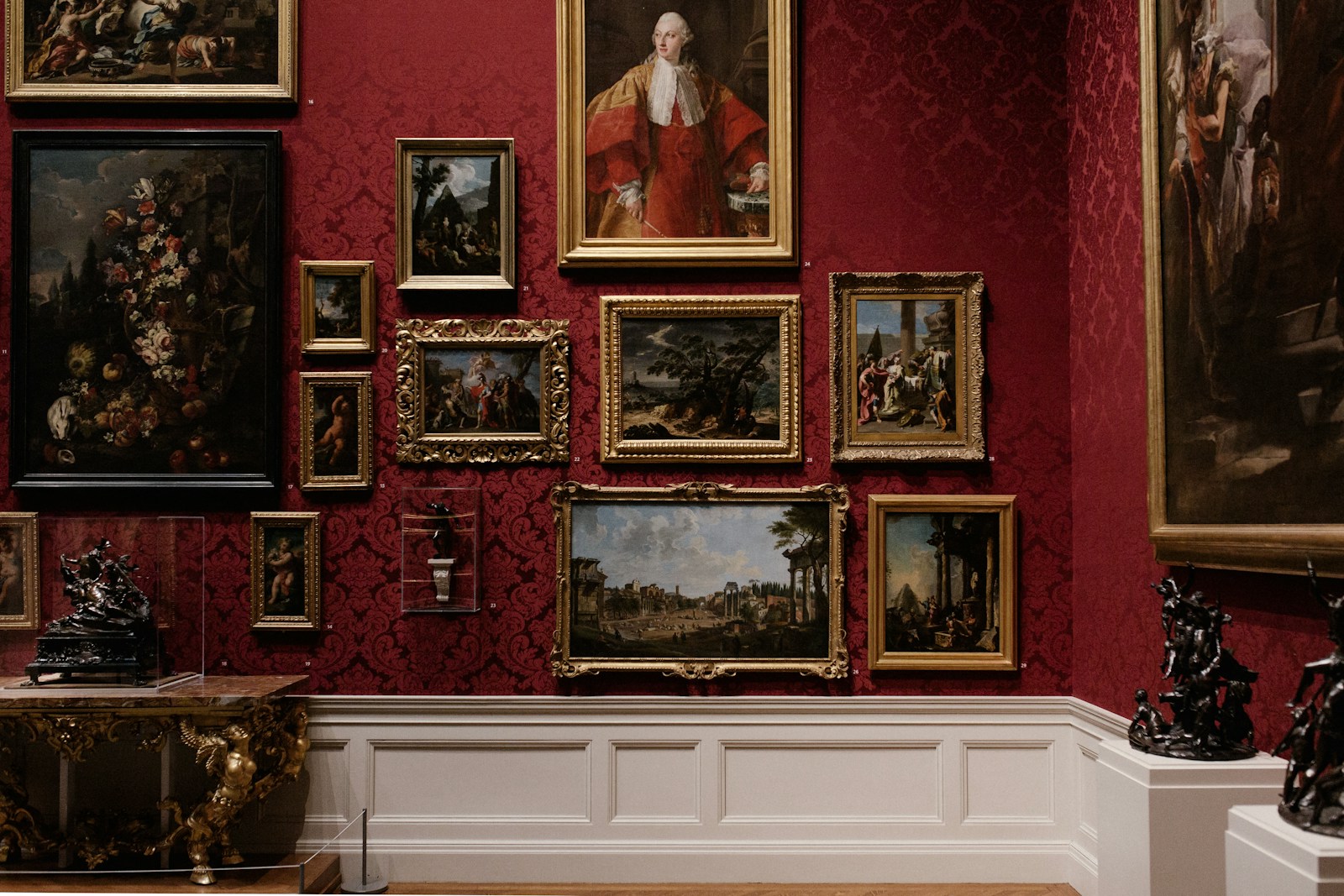 Interno galleria d'arte